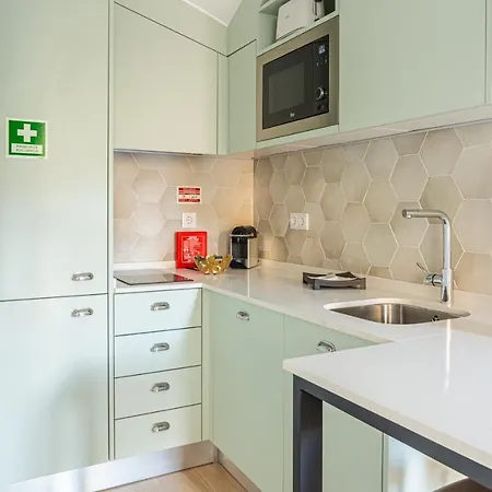 Castelo By Lisbeyond 리스본