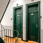Castelo By Lisbeyond Apartmán *