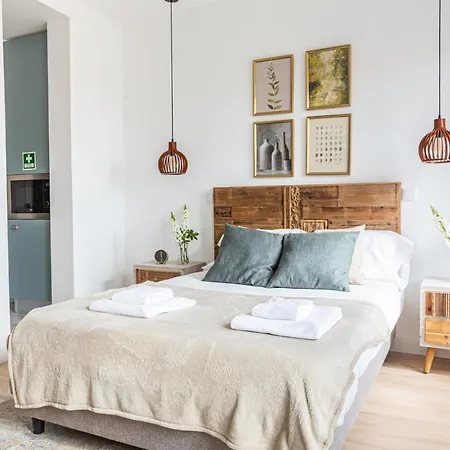 Castelo By Lisbeyond Apartment