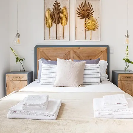 Castelo By Lisbeyond * Lisbon