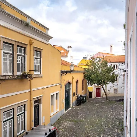 Castelo By Lisbeyond Apartament